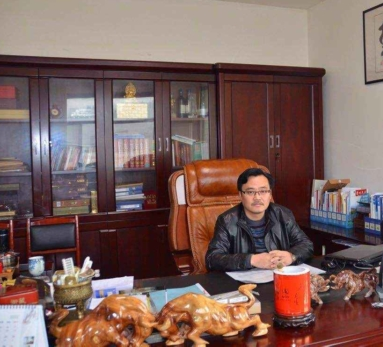 混凝土、倪文勇