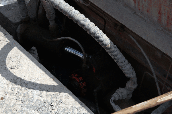 泵車、混凝土泵、混凝土