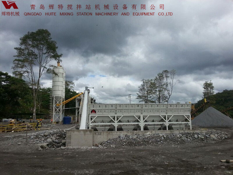 輝特混凝土攪拌站HZS90攪拌臂布置合理，攪拌性能強