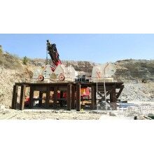 超細磨粉機多少錢，把石頭磨成粉可行嗎